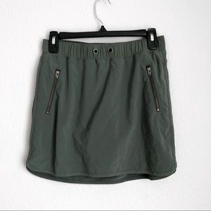 Athleta women's Trekkie North tennis Skirt skort